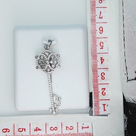 "925 Sterling Silver Cubic Zirconia Pendant, UU1P6A6049 - Picture 9 of 9